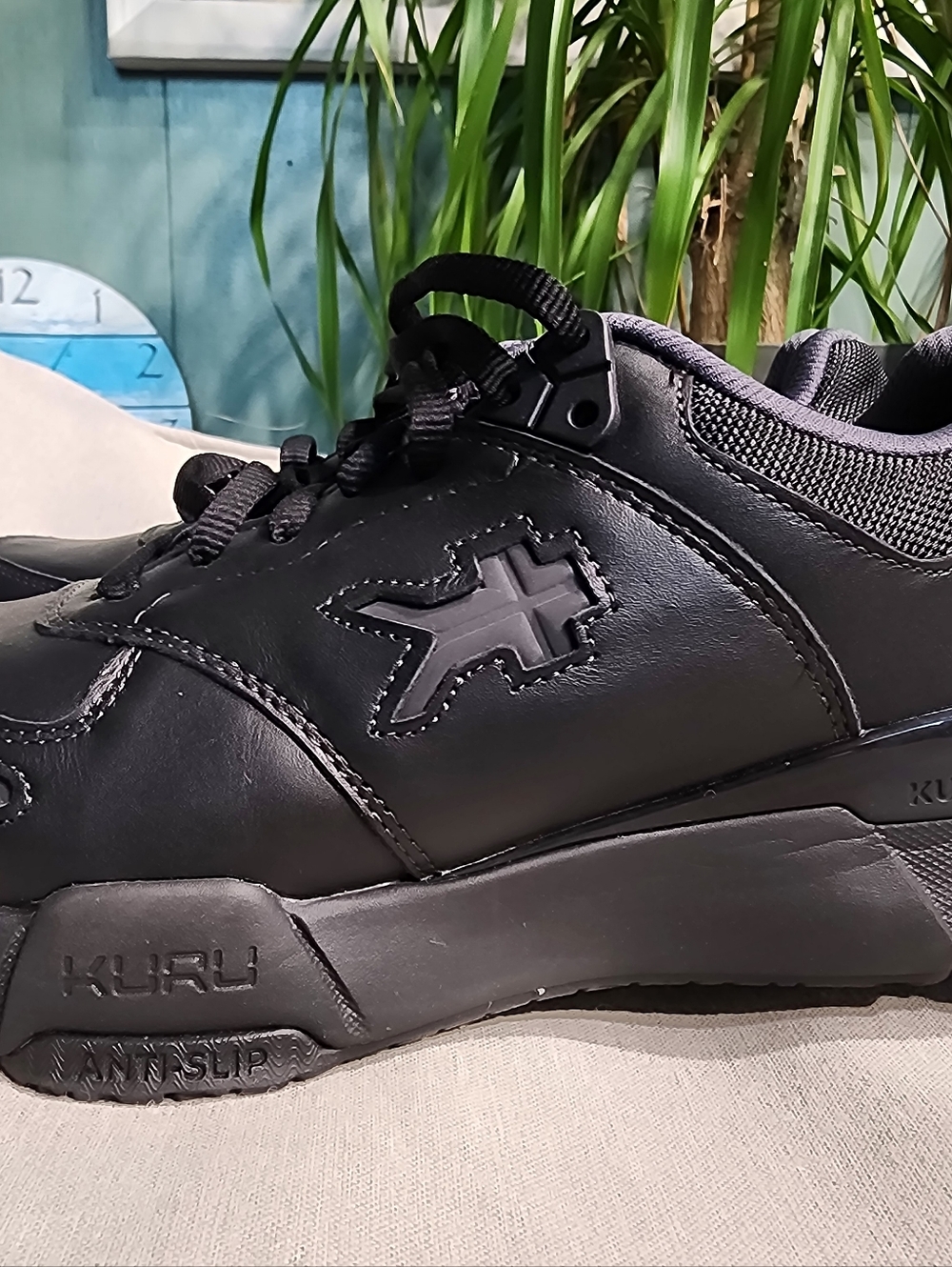 KURU Kinetic 2 Black Athletic Trainer/ Sneaker. Women's. Massively Comfortable!